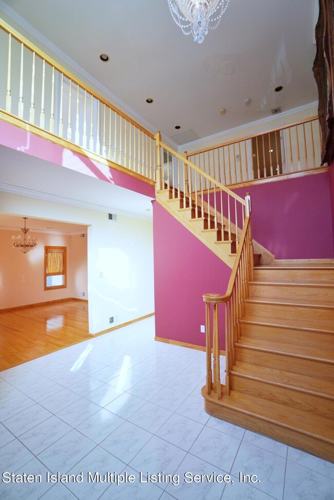 70 Michael Loop, Staten Island, NY 10301 - photo 3