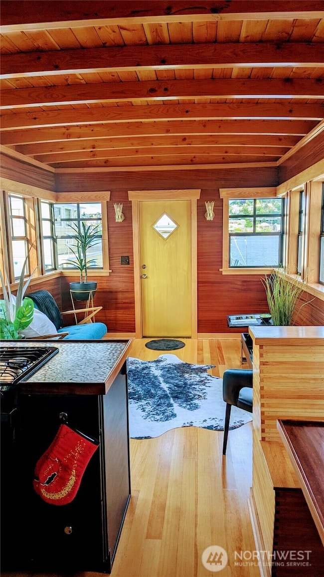 2040 Westlake Ave N unit 17, Seattle, WA 98109 - photo 7