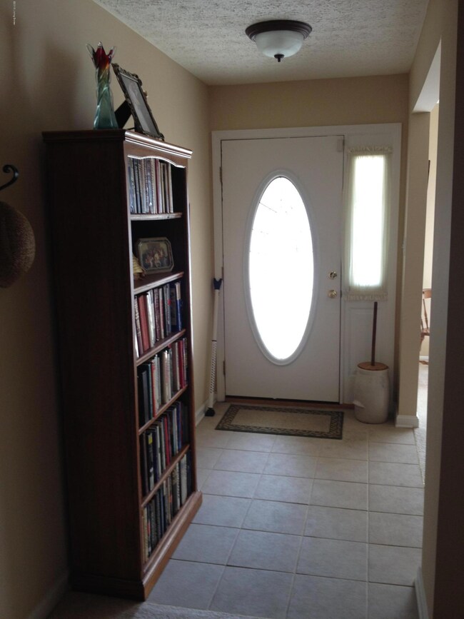 6930 Arbor Manor Way, Louisville, KY 40228 - photo 6