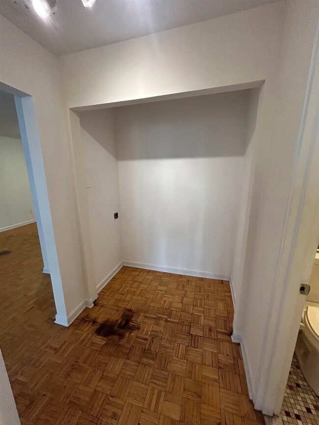 708 Boulevard E, Weehawken, NJ 07086 - photo 6