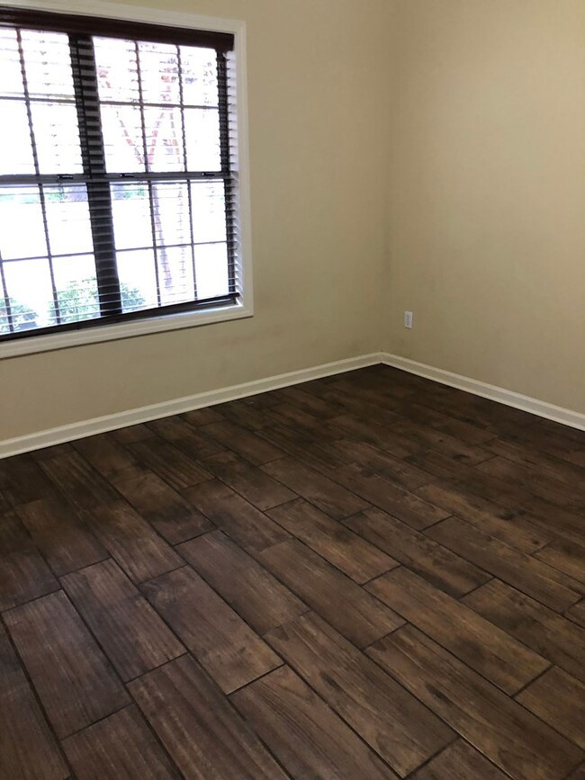 100 Pr 1037, Oxford, MS 38655 - photo 6