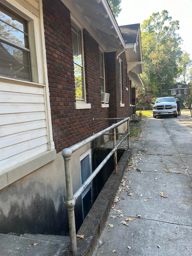 1624 N Parkway, Memphis, TN 38112 - photo 5