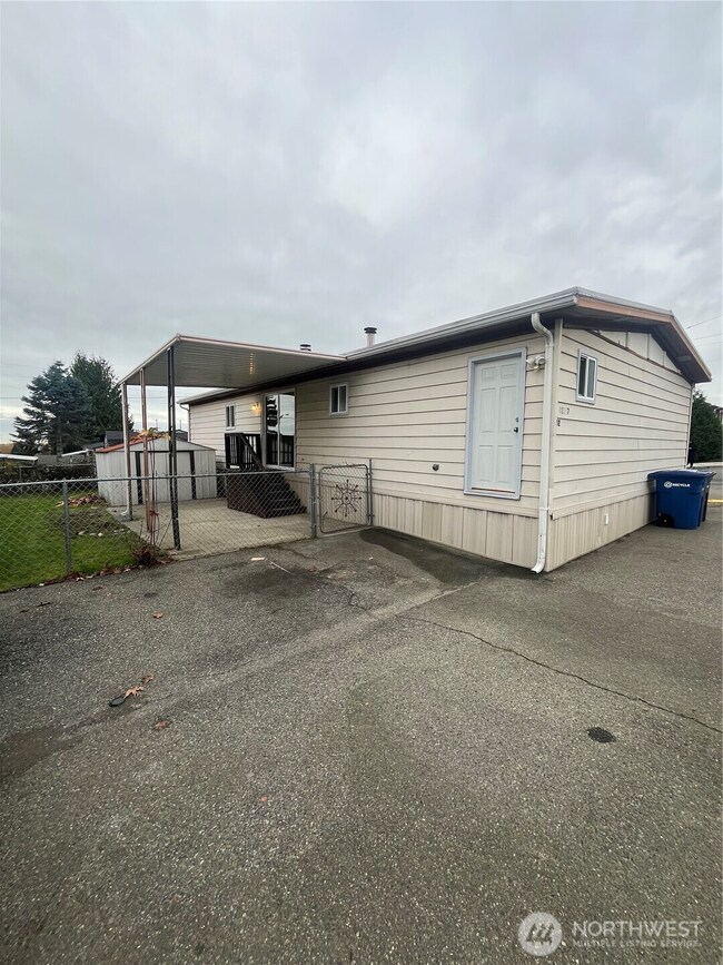 22007 29th Ave S unit 12, Des Moines, WA 98198 - photo 2