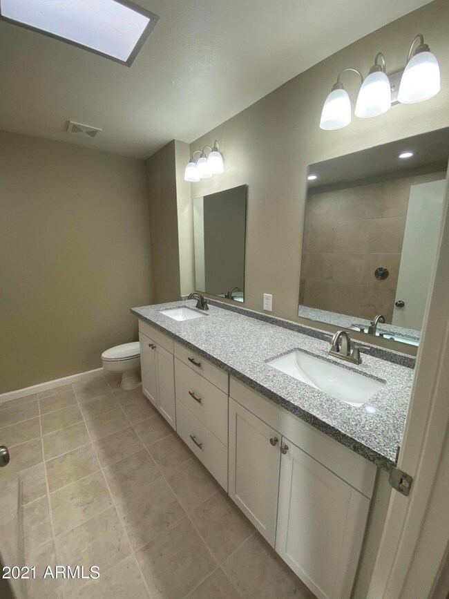 630CF2A8-7E30-4626-BEE6-92A336D87C88