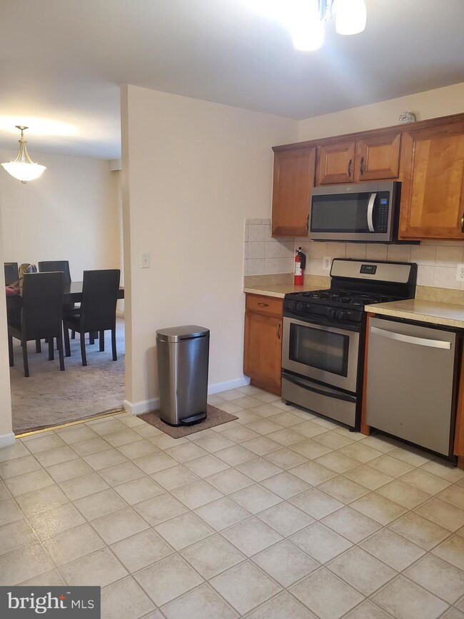 224 W Ridley Ave, Norwood, PA 19074 - photo 3