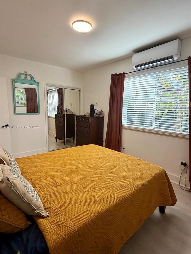 1198 Marseille Dr unit 4, Miami Beach, FL 33141 - photo 7