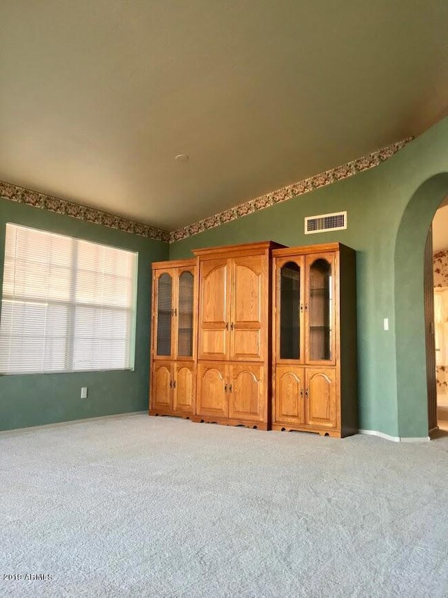 LV ROOM