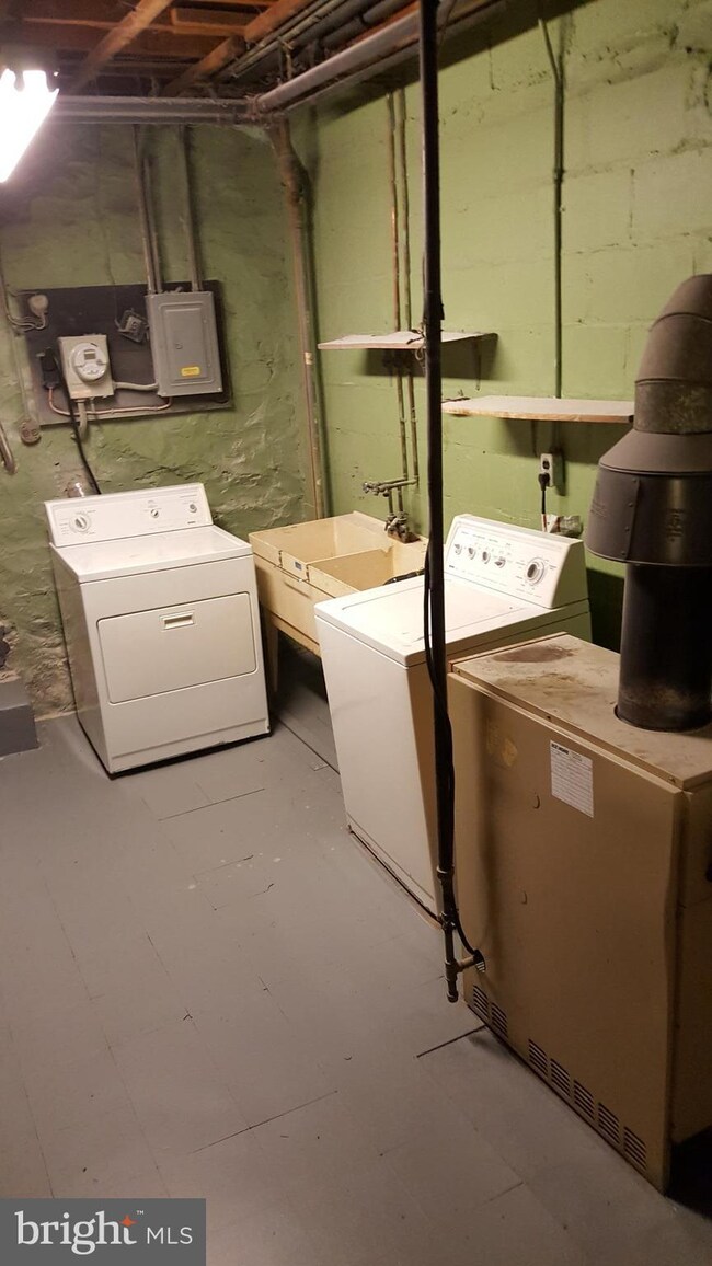 3708 Columbus Dr, Baltimore, MD 21215 - photo 6