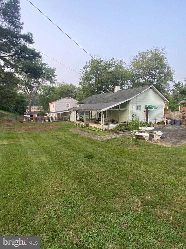 504 Garnett Rd, Joppa, MD 21085 - photo 3