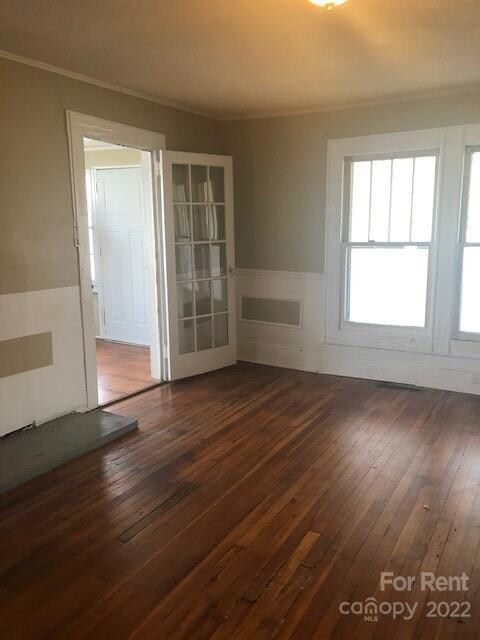 603 Davie Ave, Statesville, NC 28677 - photo 5