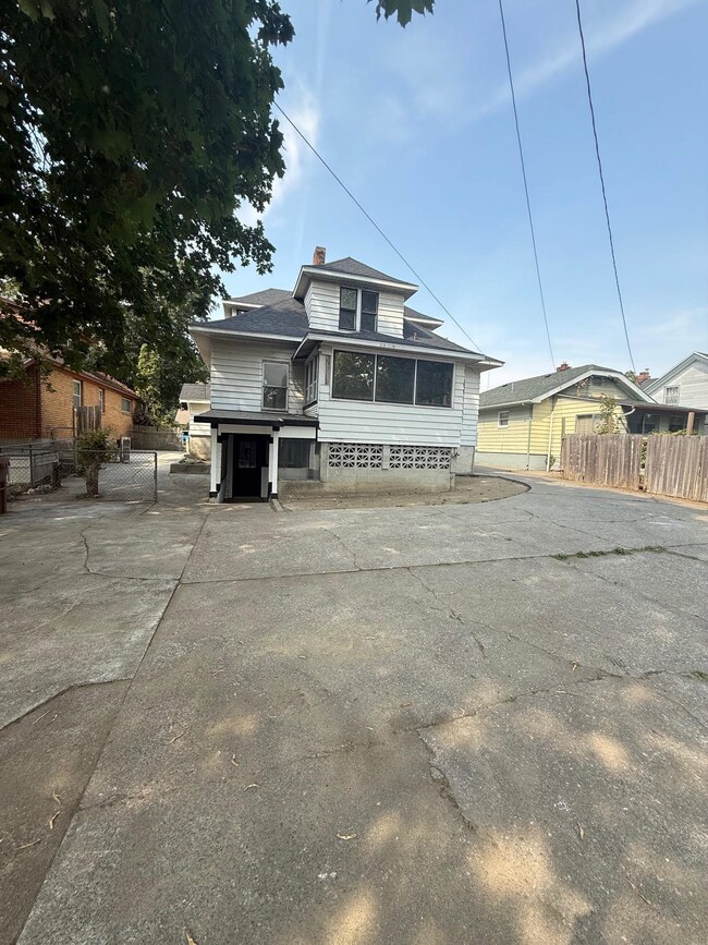 3415 S Grand Blvd, Spokane, WA 99203 - photo 5