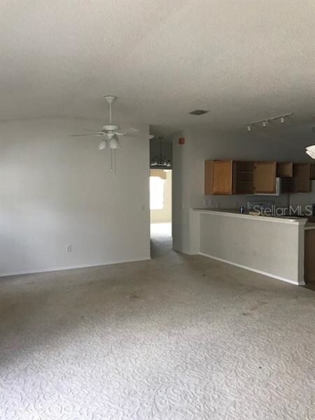 429 Canterbury Ct, The Villages, FL 32162 - photo 2