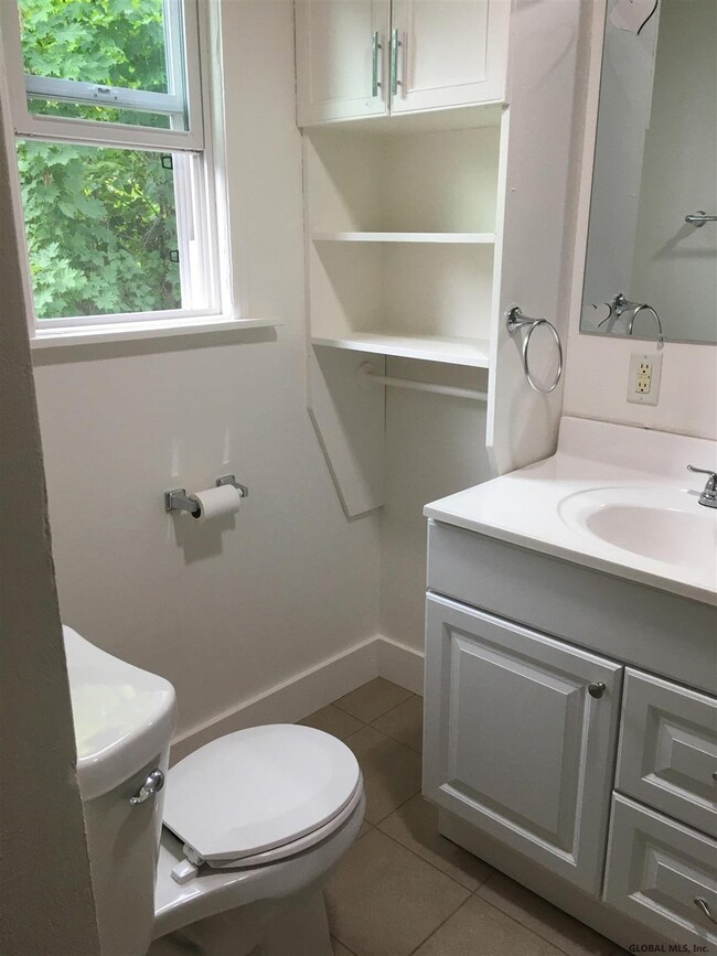 13 Oak St, Corinth, NY 12822 - photo 4