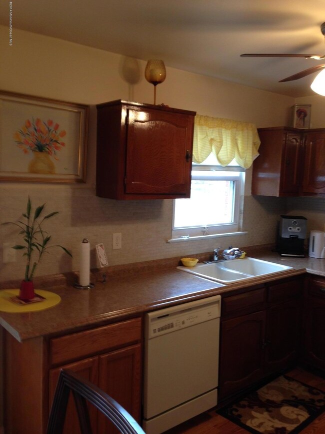 18B Salem Dr, Whiting, NJ 08759 - photo 6