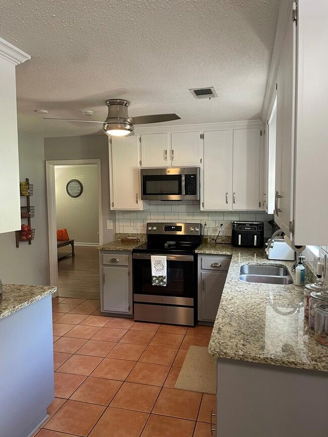 215 Forestside Cir, Americus, GA 31709 - photo 3