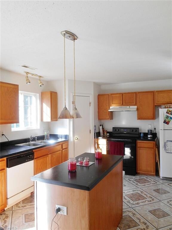 3352 Wiliton Way, High Point, NC 27260 - photo 6