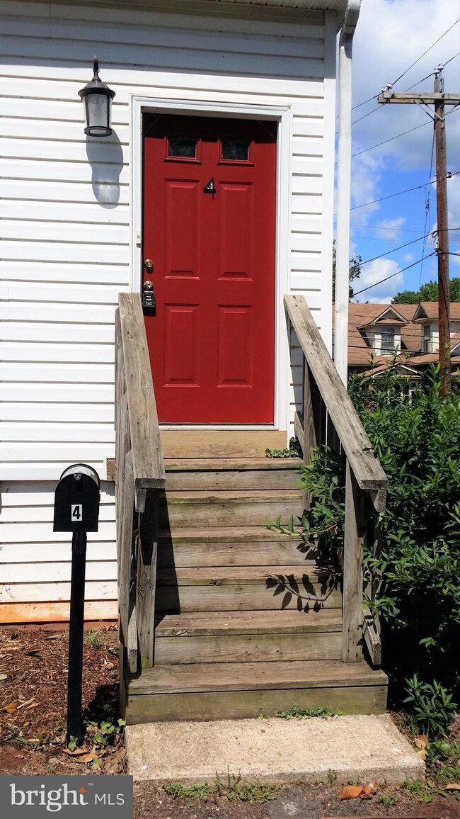 202 E Spencer St unit 4, Culpeper, VA 22701 - photo 3