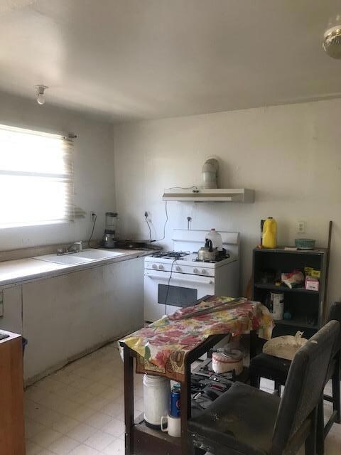 19272 Avenue 144 unit D, Poplar, CA 93257 - photo 5