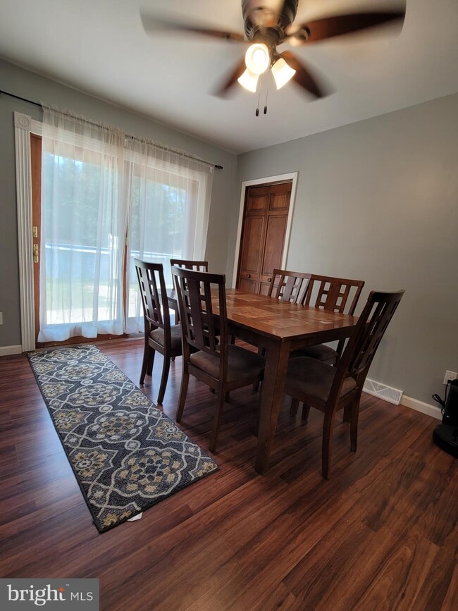 2490 Venezia Ave, Vineland, NJ 08361 - photo 6