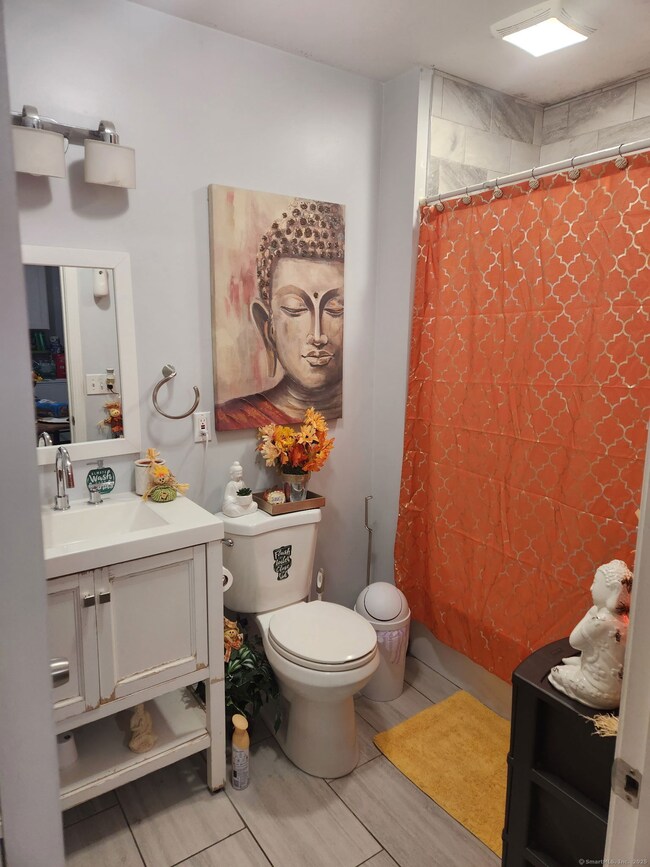 49 Newbury St unit 51, Hartford, CT 06114 - photo 6