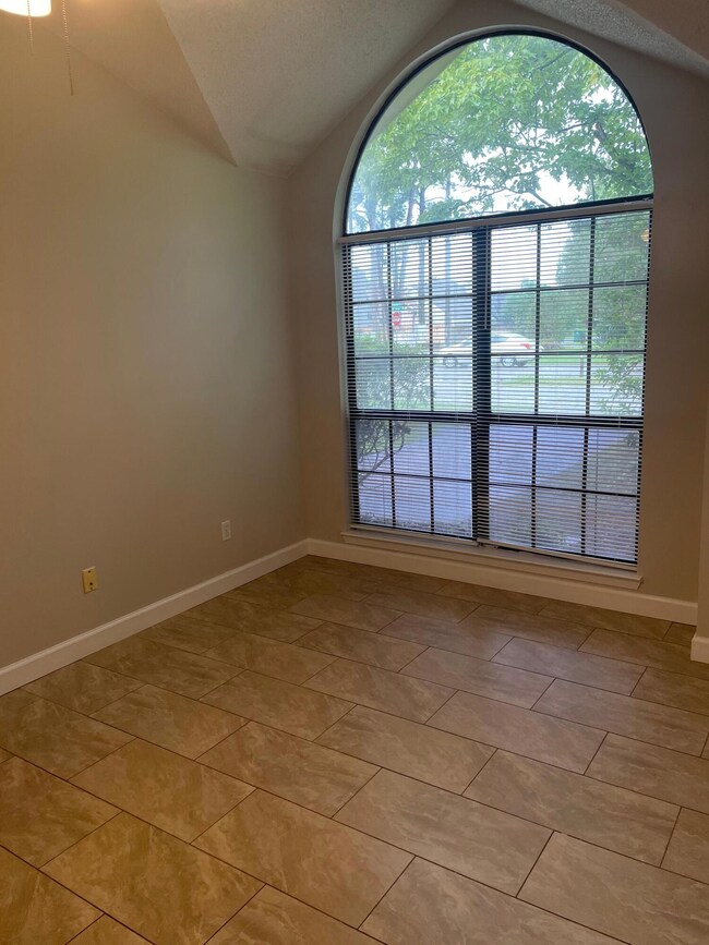 1D567FD1-6584-457B-B7CD-A9FF5C478A5A