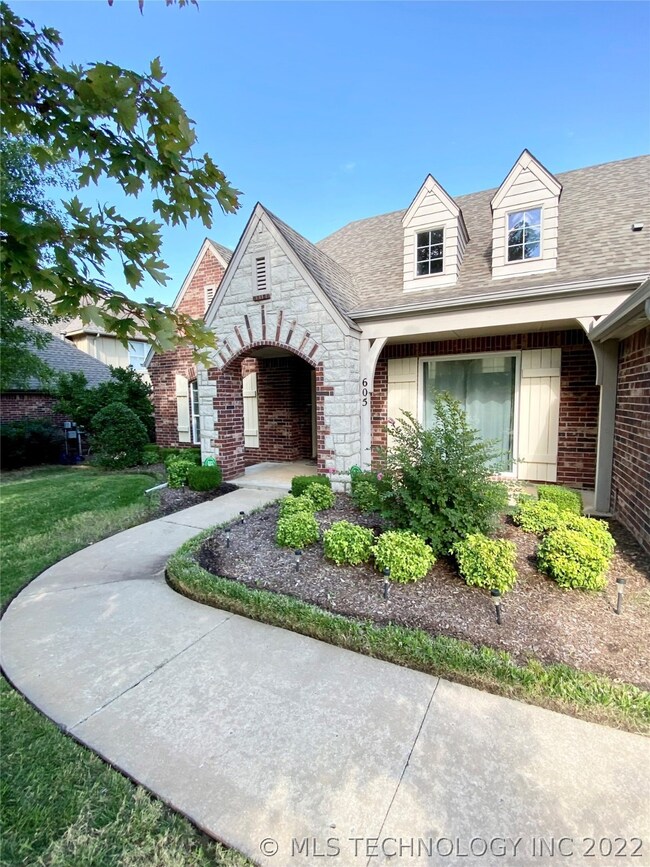 605 S 75th St, Broken Arrow, OK 74014 - photo 2