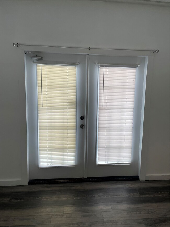 20892 Cochran Rd, Waller, TX 77484 - photo 5