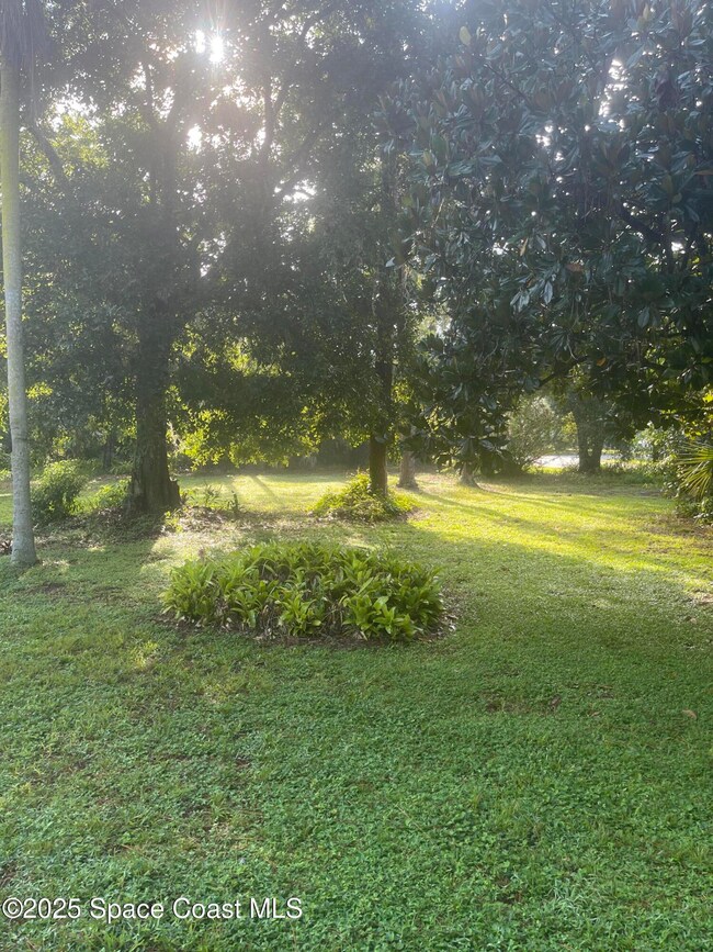 6910 Sheridan Rd, Melbourne, FL 32904 - photo 7