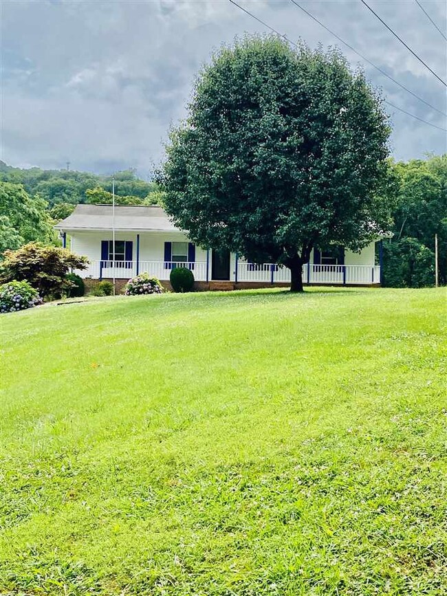 1656 Jellicorse Rd, Morristown, TN 37814 - photo 2