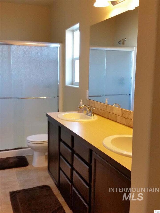 1066 Leepike Ct, Moscow, ID 83843 - photo 7