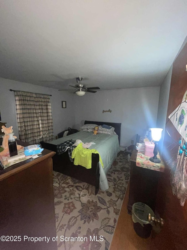 677 Harrison St, Hazleton, PA 18201 - photo 6