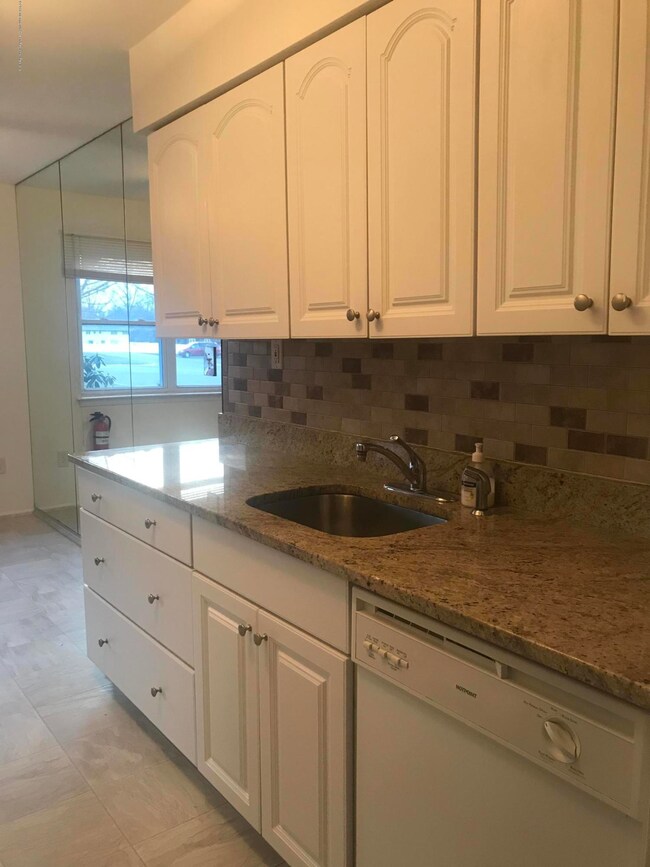 028D3FB8-938A-44DE-A5C2-C76D5000F66C