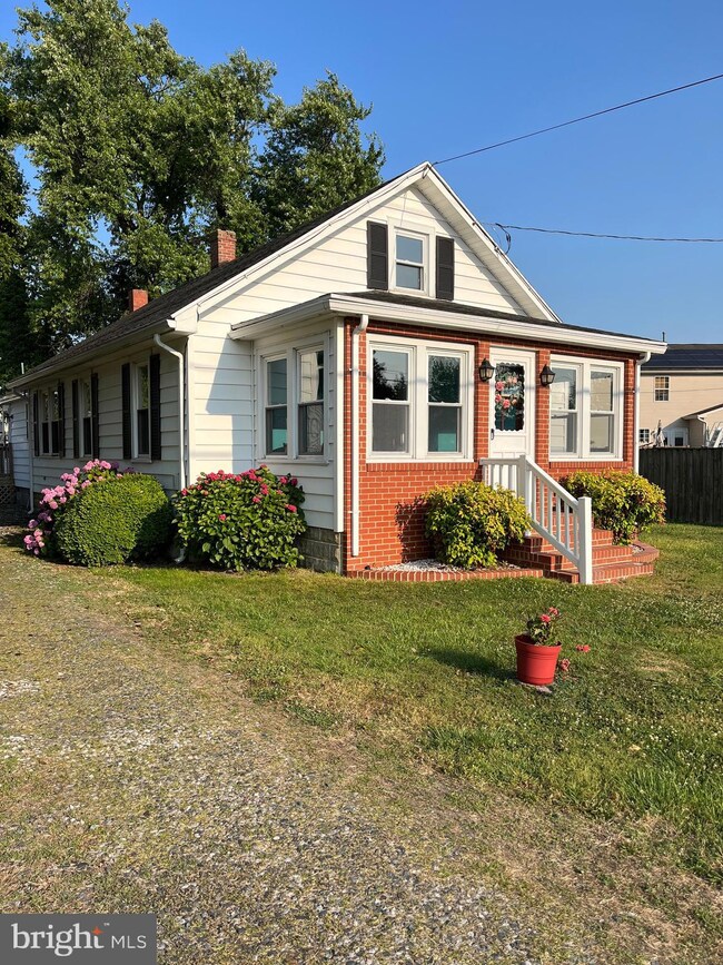 1604 Race St, Cambridge, MD 21613 - photo 2