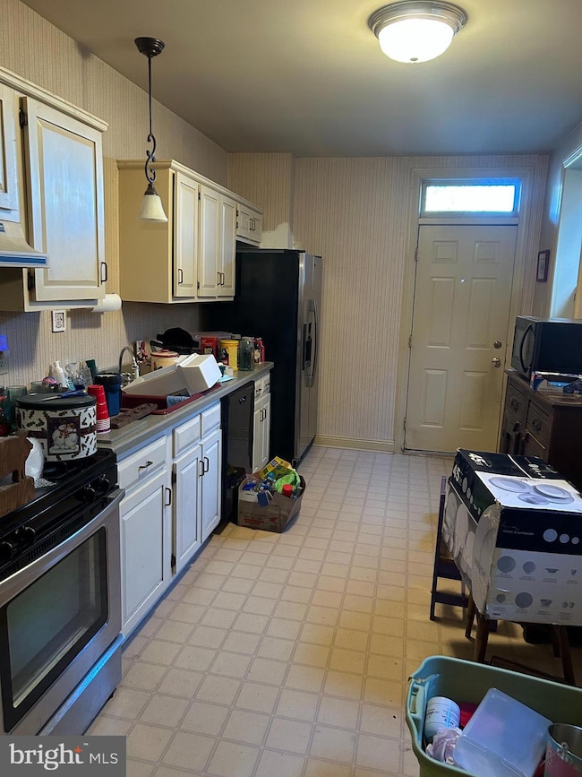 349 E Locust St, York, PA 17403 - photo 6