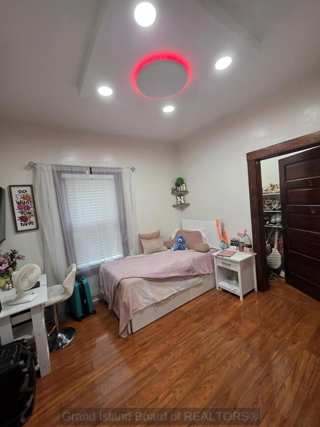 1322 W 5th St, Grand Island, NE 68801 - photo 7