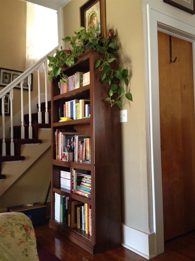 54 109th St, Troy, NY 12182 - photo 6