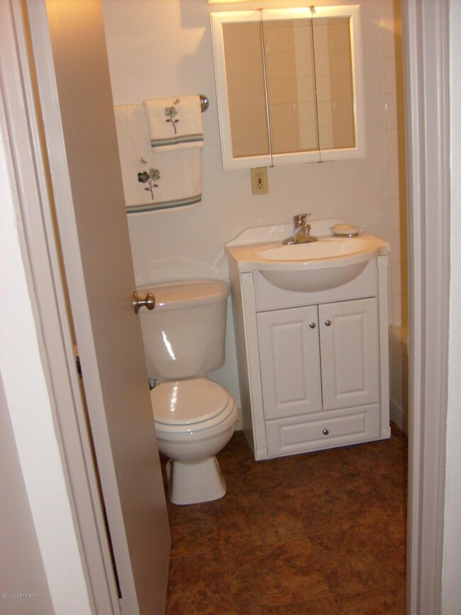 #4 Bath