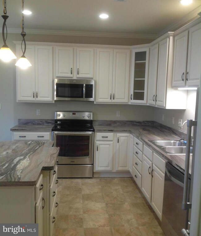 308 Library Ln, Winchester, VA 22601 - photo 7