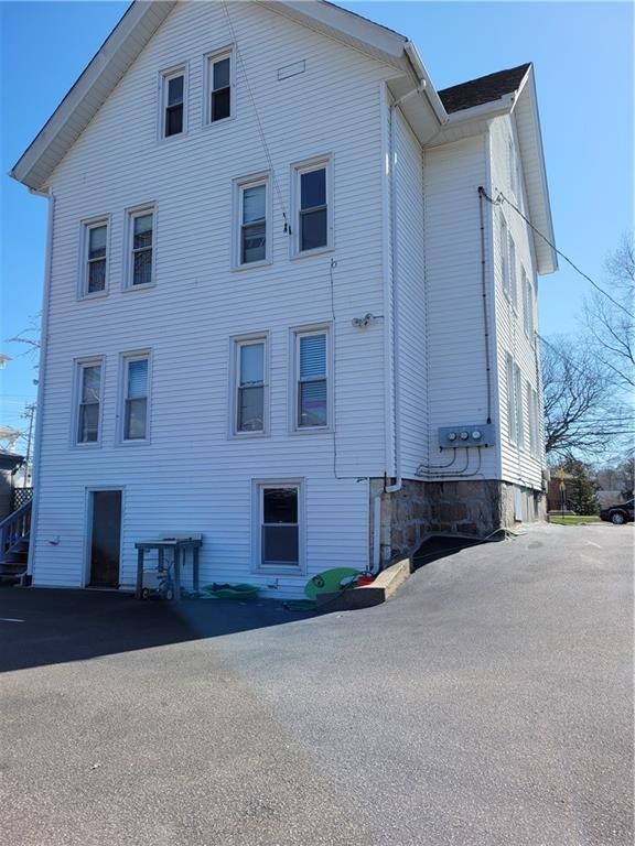 112 High St, Westerly, RI 02891 - photo 4