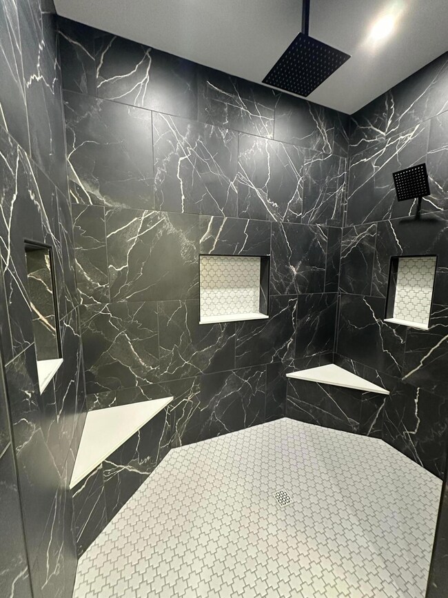 557 Lexington Ave, Harbor Hills, OH 43076 - photo 3