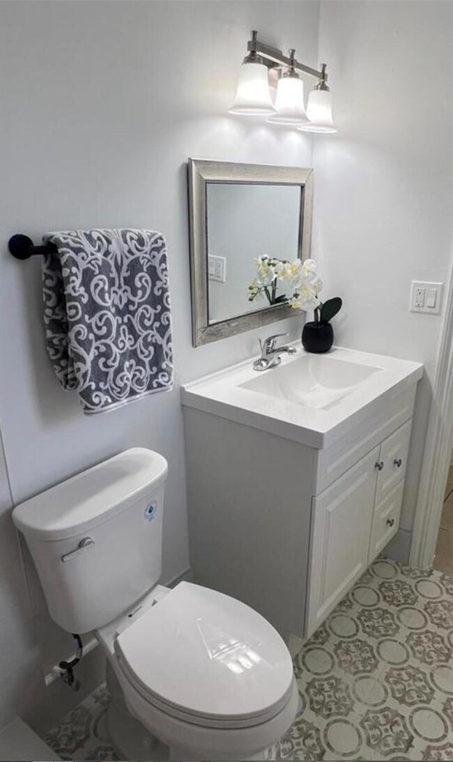 6034 Fores Hill Blvd unit 101, West Palm Beach, FL 33415 - photo 7