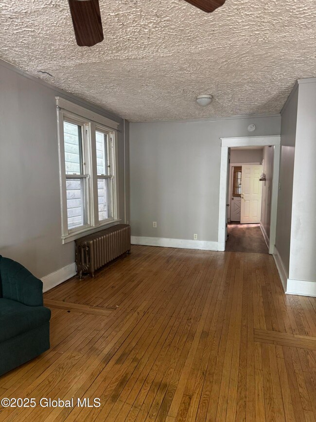 680 State St unit 1, Albany, NY 12203 - photo 3