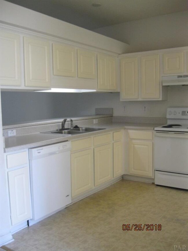 1459 Sturbridge Place, Pensacola, FL 32534 - photo 2