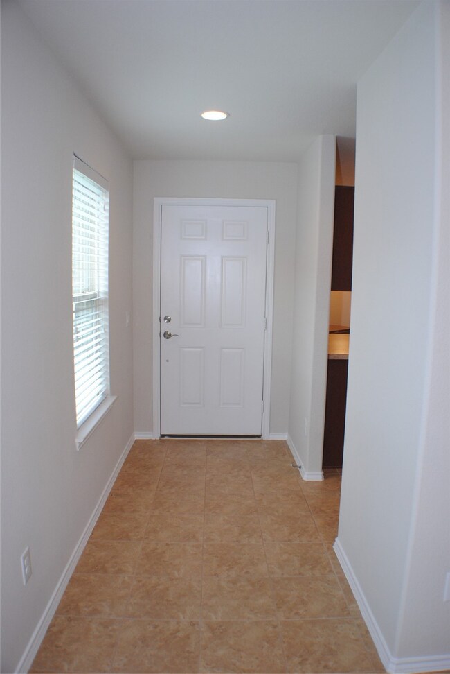 614 Windward Ct, Richmond, TX 77469 - photo 6