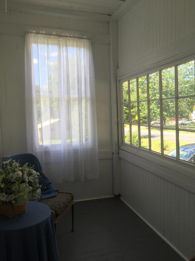 929 North St, Jim Thorpe, PA 18229 - photo 2