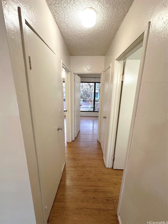 87-122 Helelua St unit C203, Waianae, HI 96792 - photo 7