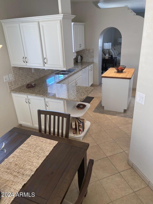 11011 North Zephyr Drive Kitchen #6