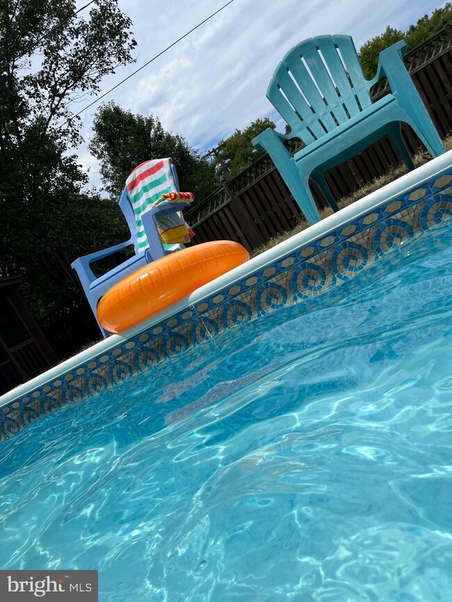 13413 Yorktown Dr, Bowie, MD 20715 - photo 4