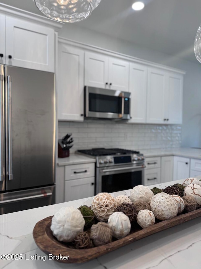 7403 Park Vue Dr, Crestwood, KY 40014 - photo 3