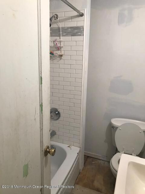 121 laurel st 4